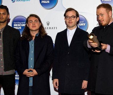 Bombay Bicycle Club: U2 jest oddalone od młodych ludzi