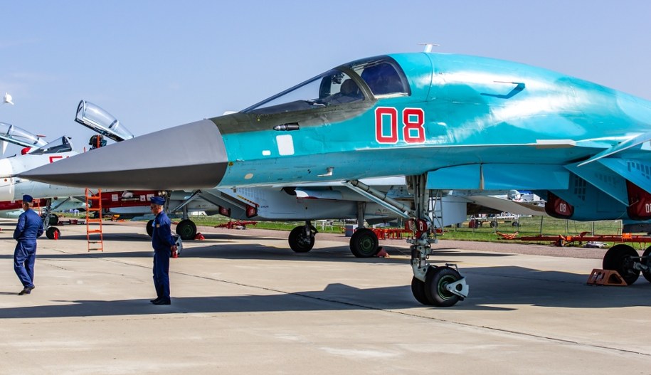 Rosjanie katapultowani w hangarze. Uderzyli w dach i zginęli