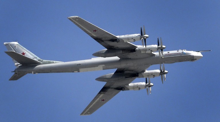 Bombowiec Tu-95 /AFP
