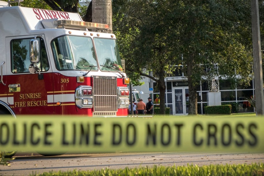 Bomby i urządzenia do ich odpalania były skonstruowane na podstawie planów dostępnych w internecie /CRISTOBAL HERRERA /PAP/EPA