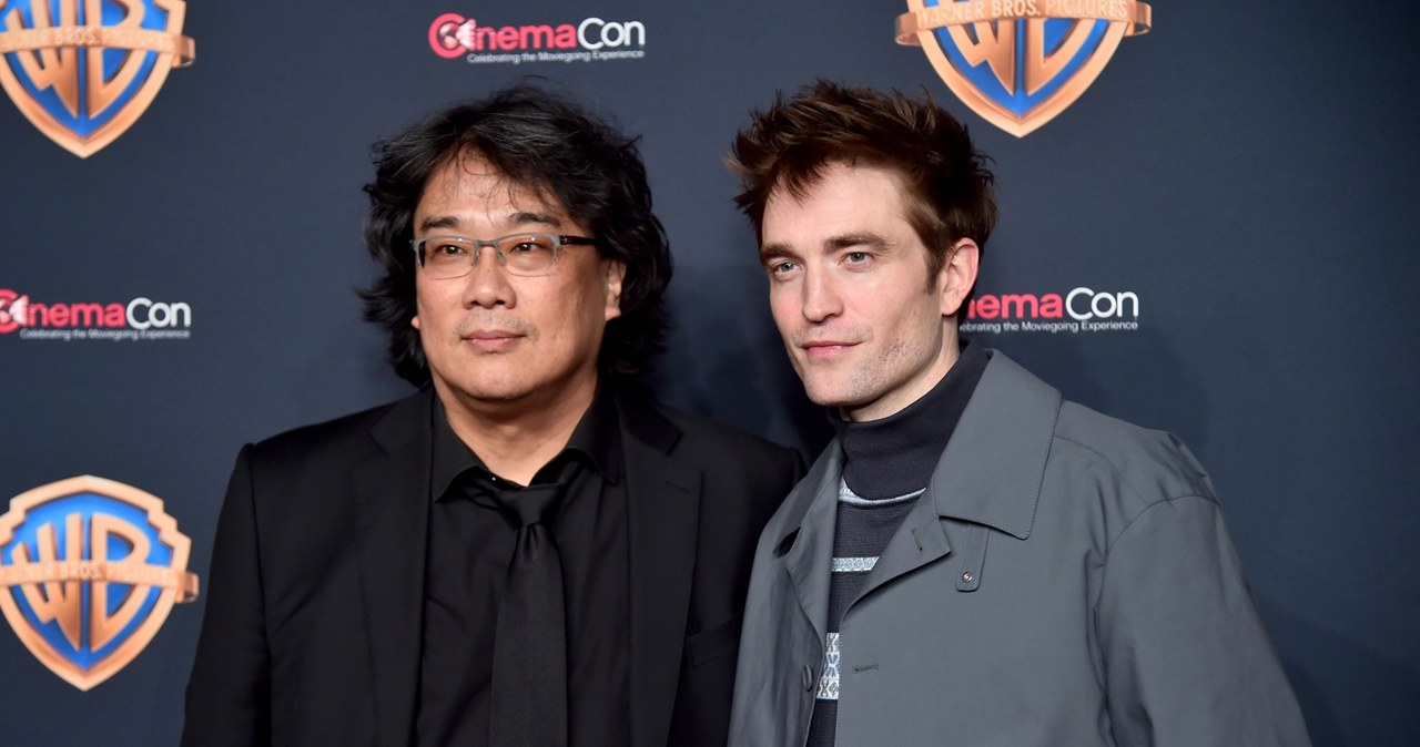 Bong Joon Ho i Robert Pattinson /Alberto E. Rodriguez/Getty Images for CinemaCon /Getty Images