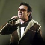 Bono cieszy się z birmańskiego zakazu
