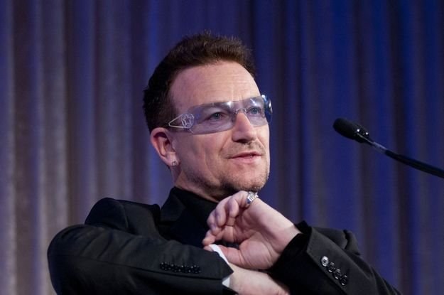 Bono Vox, wokalista U2 /AFP