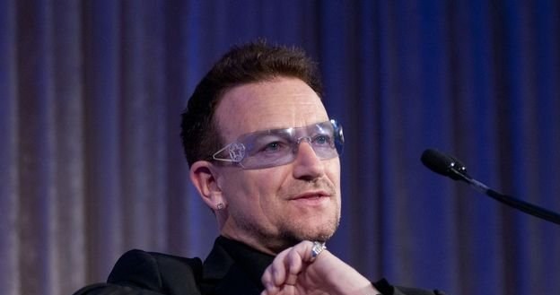 Bono Vox, wokalista U2 /AFP