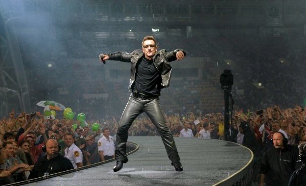 Bono z U2 podczas koncertu w Moskwie /arch. AFP
