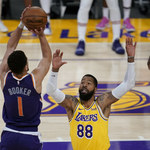 Booker liderem Suns, Lakers poza play-offami. Nuggets grają dalej