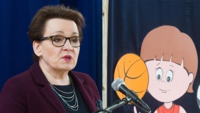 BOR i policja wyjaśnią sprawę parkowania limuzyny szefowej MEN