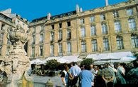 Bordeaux, plac przed parlamentem /Encyklopedia Internautica
