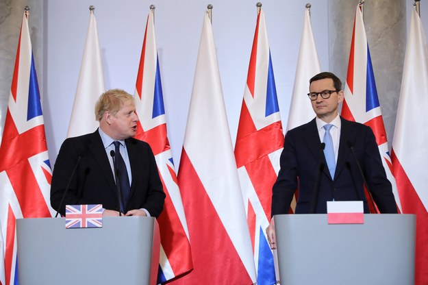 Boris Johnson i Mateusz Morawiecki / 	Leszek Szymański    /PAP