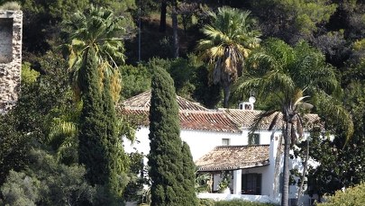 Boris Johnson na wakacjach. Czas spędza za sztalugą 