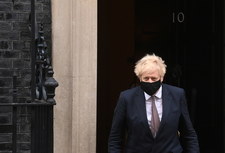 Boris Johnson: Nieprzestrzeganie restrykcji grozi nowym lockdownem