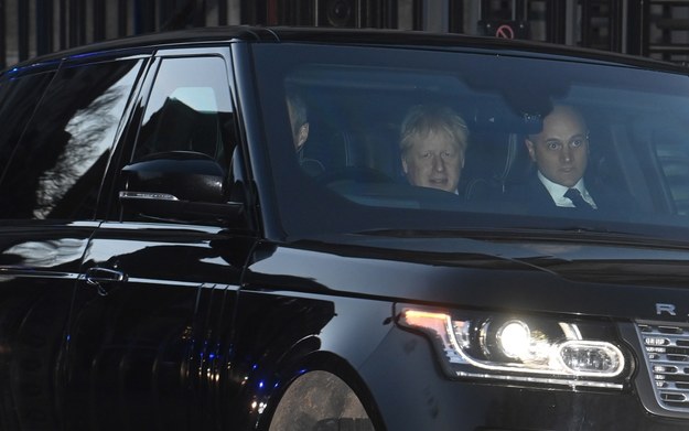 Boris Johnson w drodze na Downing Street /NEIL HALL /PAP