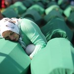 Bośnia i Hercegowina: 22 lata po masakrze w Srebrenicy pogrzeby kolejnych ofiar