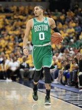 Boston Celtics pierwszą drużyną w drugiej rundzie play-off