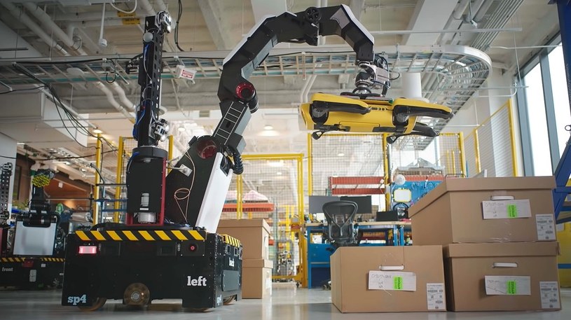 Boston Dynamics prezentuje w akcji nowego robota, który zastąpi ludzi [WIDEO] /Geekweek