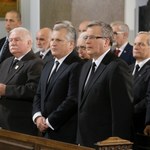 Bp Guzdek: Pogrzeb generała jest czasem próby dla wierzących