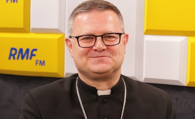 Bp Śmigiel: Jeśli zarzuty się potwierdzą, pomnik kapelana Jankowskiego nie powinien stać