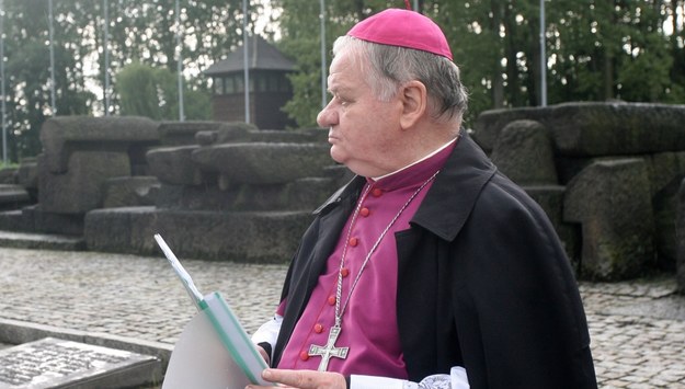 Bp Tadeusz Rakoczy w 2010 roku /	Jacek Bednarczyk   /PAP