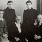 Bracia, księża, przyjaciele. Jak wyglądały relacje rodzinne Josepha Ratzingera? 