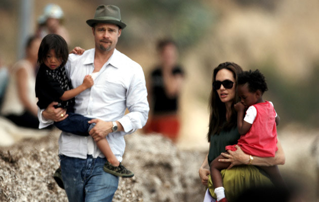 Brad Pitt, Angelina Jolie z dziećmi &nbsp; /Splashnews