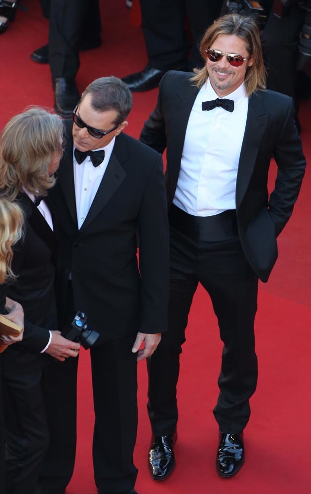 Brad Pitt podczas premiery "Killing Them Softly" na festiwalu w Cannes /AFP