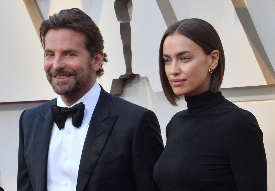 Bradley Cooper i Irina Shayk na rozdaniu Oscarów /JIM RUYMEN /PAP/EPA
