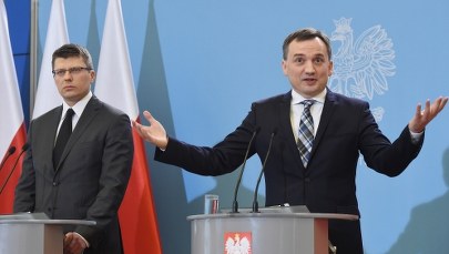 Brak 500 sędziów. Według KRS odpowiedzialny jest minister Ziobro