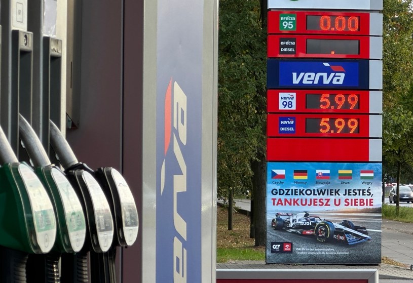 Braki standardowych paliw zdarzają się nawet na warszawskich stacjach /Jan Guss-Gasiński /INTERIA.PL