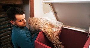 ​Brakuje pelletu w Polsce. Rząd nie wyklucza działań interwencyjnych