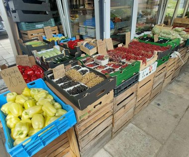 Brakuje warzyw na polskim rynku. Nie tylko młode ziemniaki do tanich nie należą