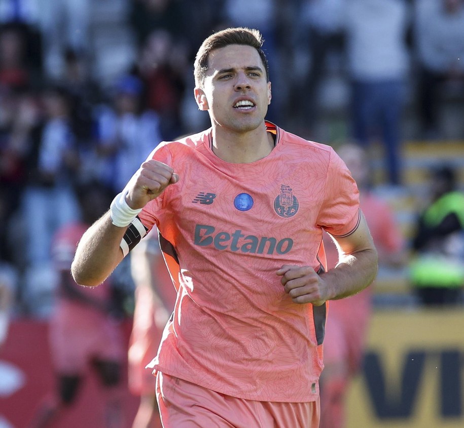 Bramka Jana Bednarka dała trzy punkty FC Porto /HOMEM DE GOUVEIA /PAP/EPA