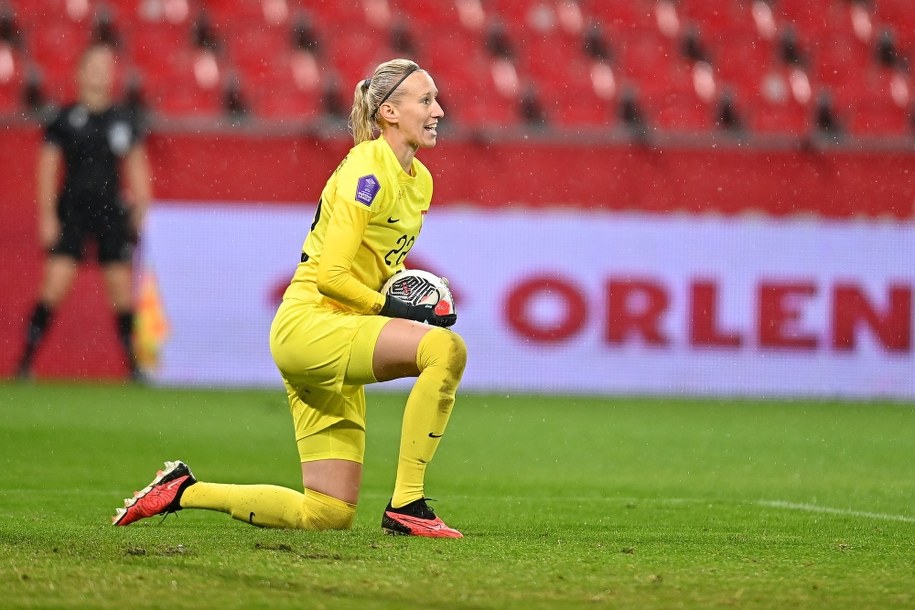 Bramkarka reprezentacji Polski Katarzyna Kiedrzynek /Zbigniew Meissner /PAP