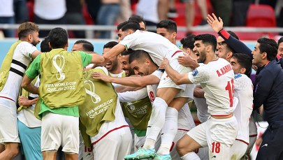 Bramkarz Iranu wykupił z więzienia 20 osób