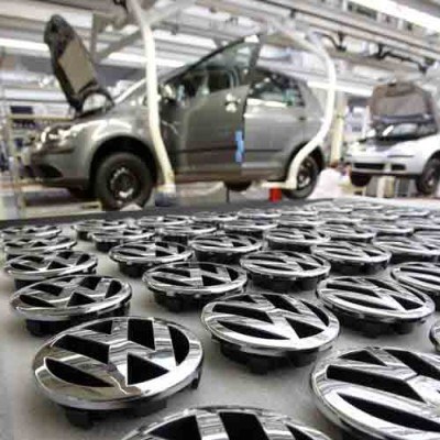 Bratysławska fabryka Volkswagena zatrzyma produkcję trzeci raz w tym roku /AFP
