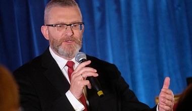 Braun popiera deregulację rządu. Komu przekaże głosy?