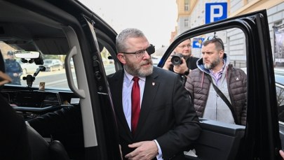 Braun "samowolnie" oddalił się z prokuratury. Po przerwie już nie przyszedł