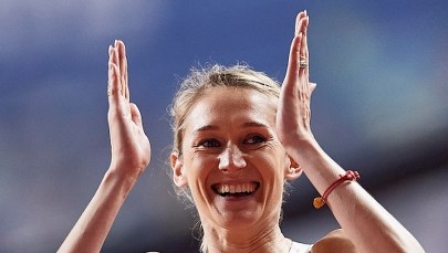 Brązowa medalistka MŚ trenuje na wiadukcie nad S8