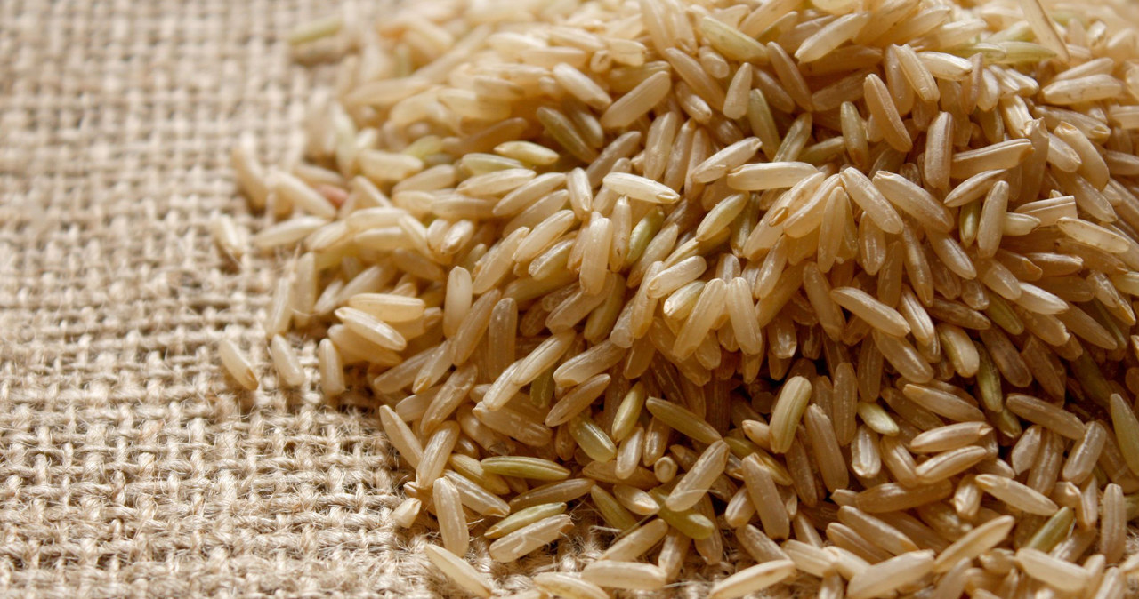 Brązowy ryż dostarczy magnezu, obniży poziom cholesterolu, zmniejszy ryzyko cukrzycy typu 2 /123RF/PICSEL