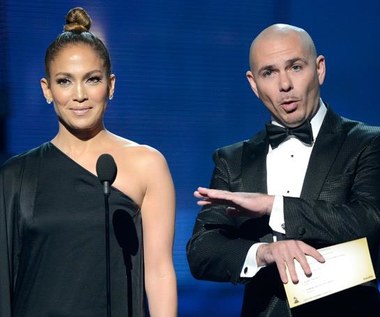 Brazylia 2014: Pitbull i Jennifer Lopez śpiewają piłkarski hymn "We Are One (Ole Ola)"