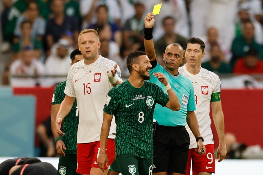 Brazylijski sędzia Wilton Sampaio podczas meczu Polski z Arabią Saudyjską na mundialu 2022 /KHALED DESOUKI /AFP/EAST NEWS