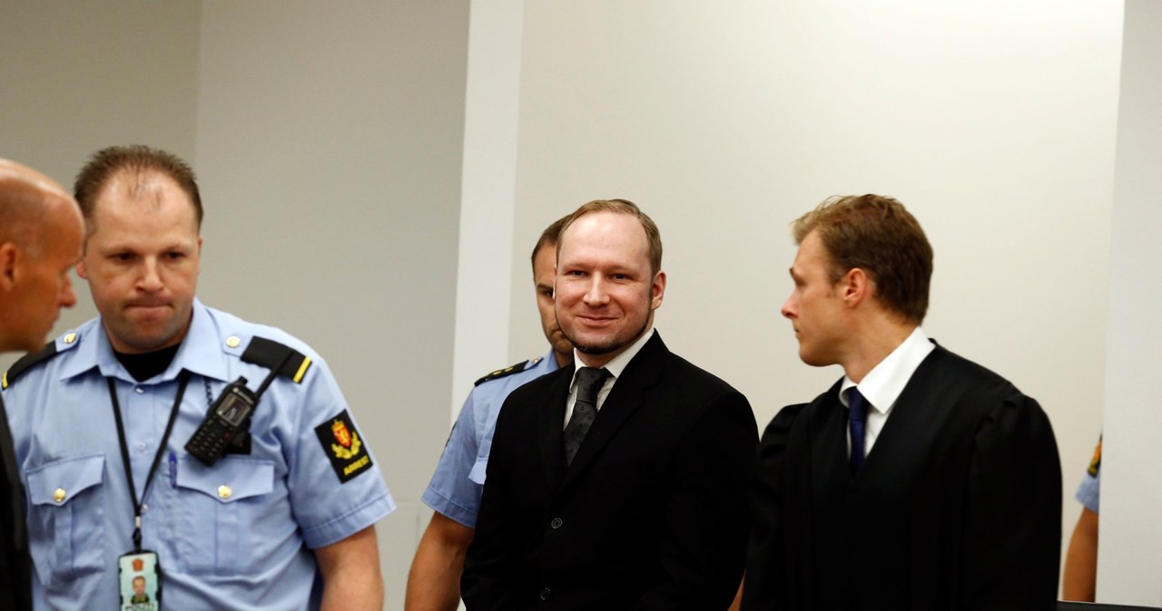 Breivik z uśmiechem na twarzy słuchał wyroku