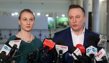 Brejza: Cyberatak na telefon mojej żony. "Wiadomości o podłożeniu ładunków"