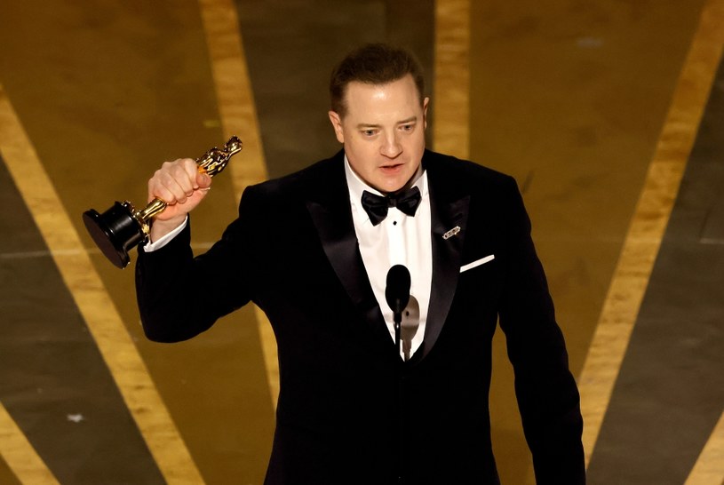 Brendan Fraser with Oscar (March 12, 2023) / Kevin Winter / Getty Images