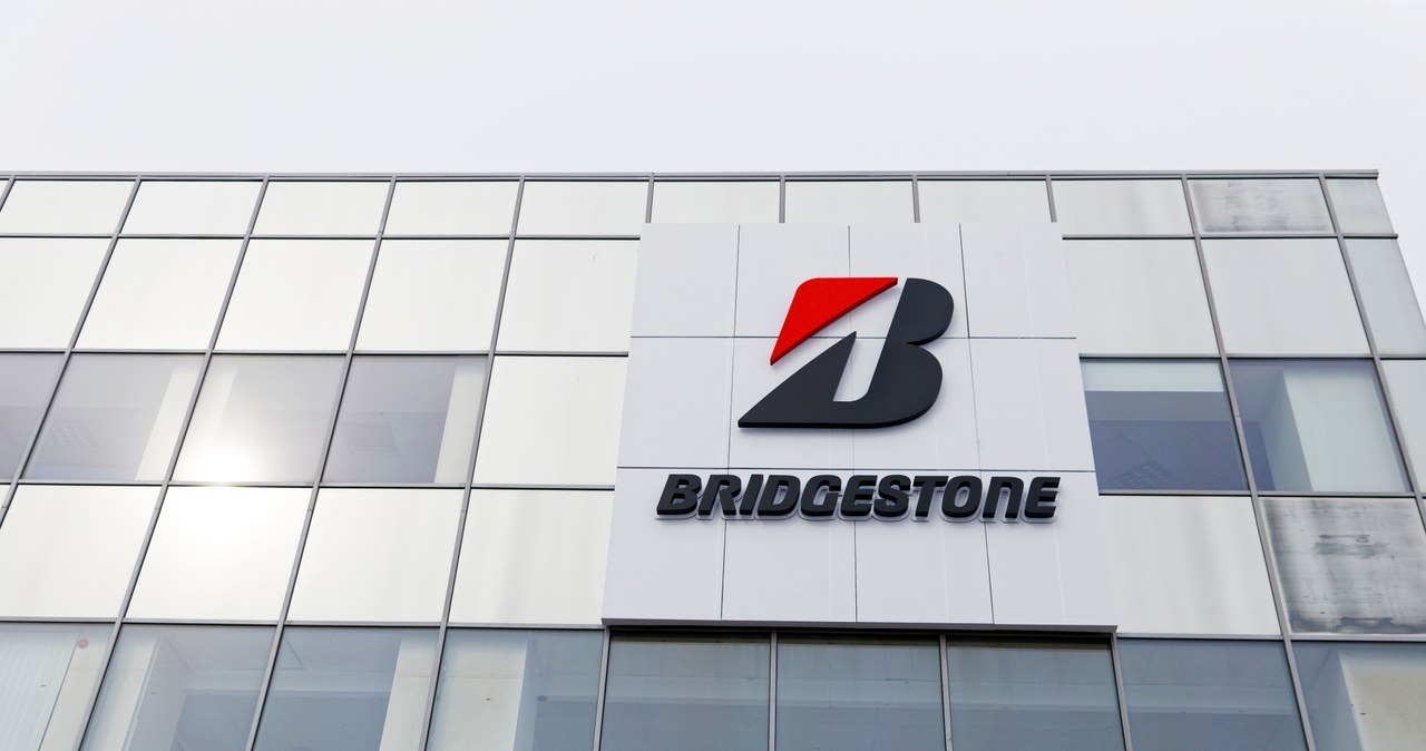 Bridgestone jest kolejną spółką motoryzacyjną, która zdecydowała się wstrzymać działalność w Rosji /123RF/PICSEL