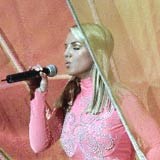 Britney Spears: Odlot w różowym Hummerze /AFP