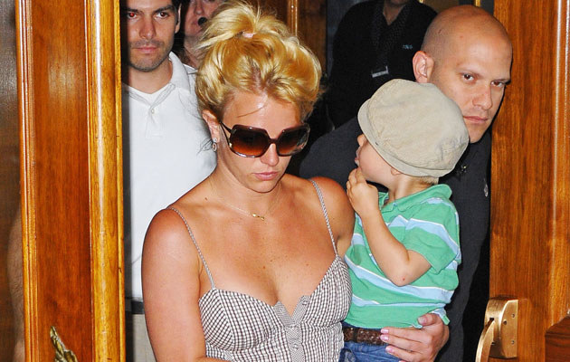 Britney z synem Jaydenem Jamesem &nbsp; /Splashnews