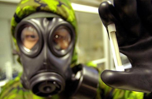 Broń atomowa  i biologiczna - tego obawiamy się najbardziej /AFP
