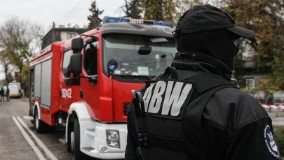 Broń i materiały wybuchowe w Olsztynie. Zatrzymano 19-latka