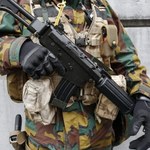 Broń terrorystów z Paryża i Brukseli wciąż jest w Belgii. Służby nie mogą jej znaleźć