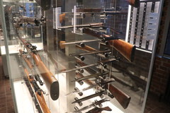 Broń ze Skrytki Bieżanowskiej w Muzeum AK w Krakowie